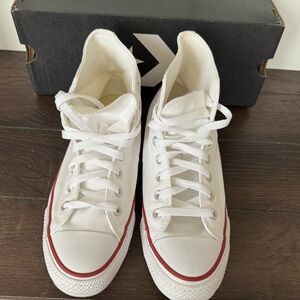 Converse Men’s Chuck Taylor High top